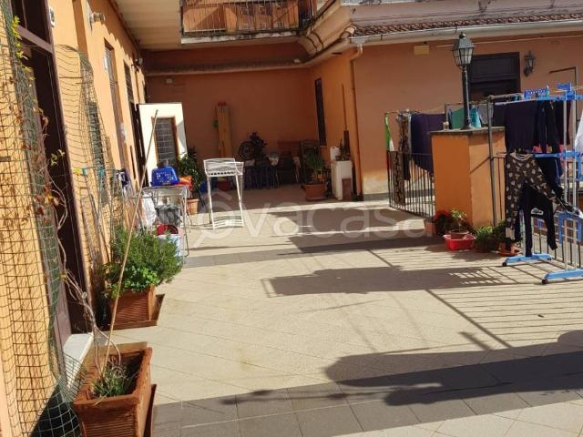 Appartamento in in affitto da privato a Roma via dei Marrucini, 56, da privato, luminoso TrovaCasa