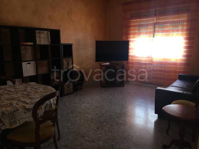 Appartamento in in affitto da privato a Roma via dei Panfili, 108, da privato, cucina abitabile TrovaCasa