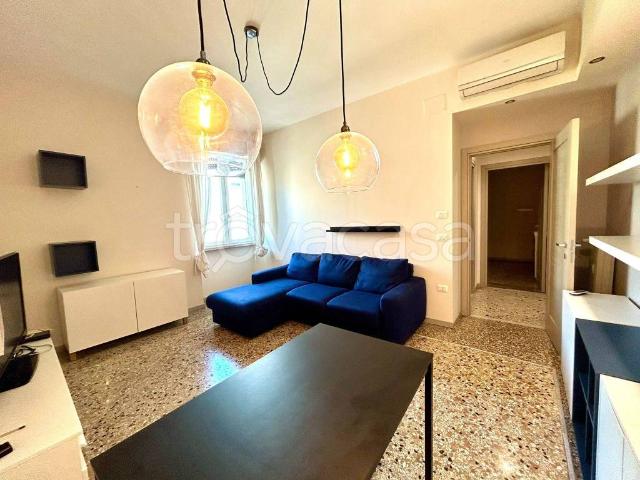 Appartamento in in affitto da privato a Roma via delle Ninfee, 7, arredato, da privato, ascensore TrovaCasa