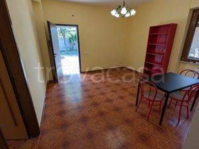 Appartamento in in affitto da privato a Roma via di Santa Felicola, 43, da privato, riscaldamento autonomo, parzialmente arredato TrovaCasa