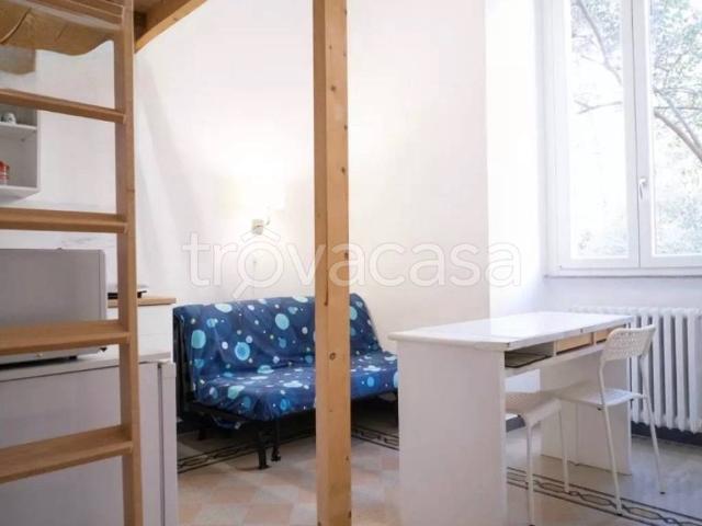 Appartamento in in affitto da privato a Roma via Enrico Tazzoli, 13, arredato, da privato, angolo cottura TrovaCasa