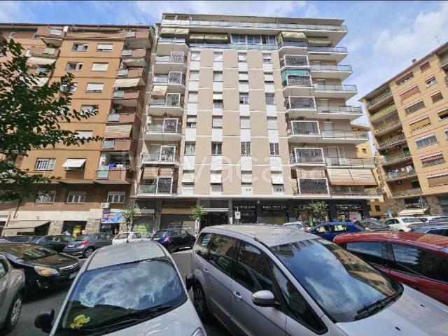 Appartamento in in affitto da privato a Roma via Eugenio Checchi, 15, da privato, lavatrice, lavastoviglie TrovaCasa