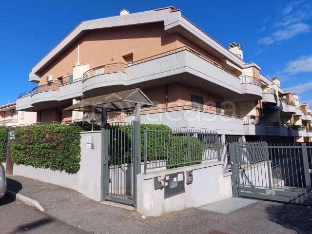 Appartamento in in affitto da privato a Roma via Francesco Aquilanti, 28, box, da privato, riscaldamento autonomo TrovaCasa