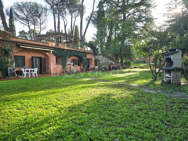 Appartamento in in affitto da privato a Roma via Italo Piccagli, 6, giardino, box, da privato TrovaCasa