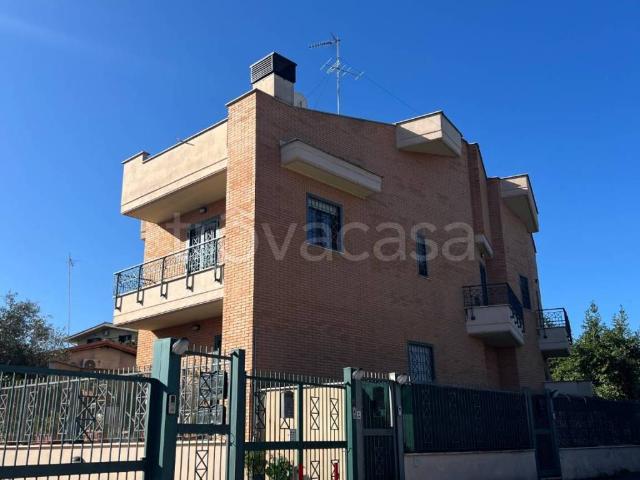 Appartamento in in affitto da privato a Roma via Sommatino, 53, giardino privato, da privato, angolo cottura TrovaCasa