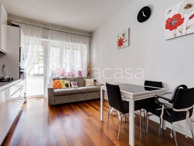 Appartamento in in affitto da privato a Roma via Segesta, da privato, ristrutturato, parquet TrovaCasa