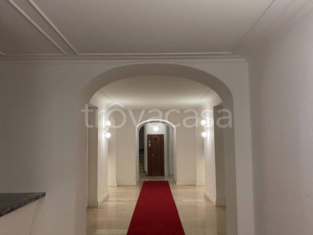 Appartamento in in affitto da privato a Roma via Paolo Frisi, 24, arredato, terrazzo, da privato TrovaCasa