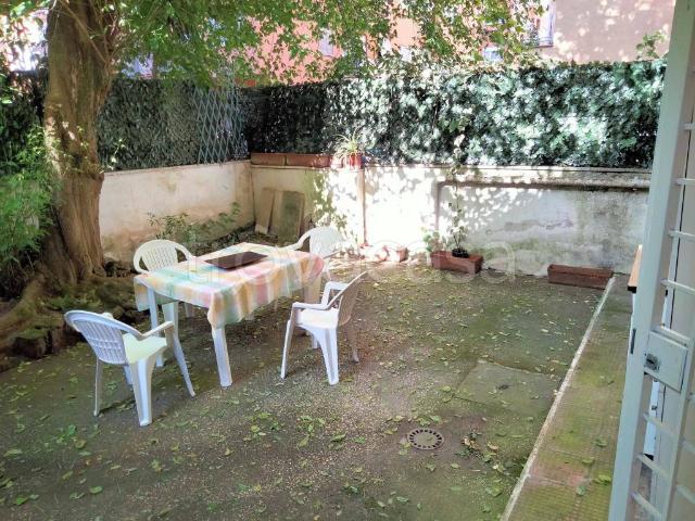 Appartamento in in affitto da privato a Roma via Pier Luigi Sagramoso, 7, giardino privato, da privato, ristrutturato TrovaCasa