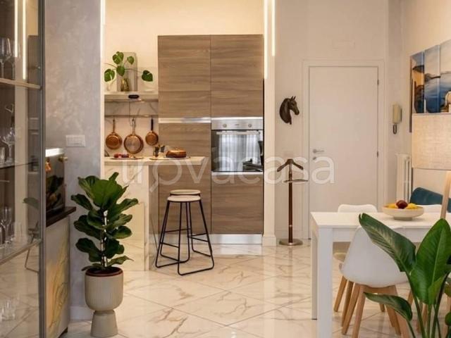 Appartamento in in affitto da privato a Roma via Rosa Govona, giardino privato, da privato, vasca idromassaggio TrovaCasa