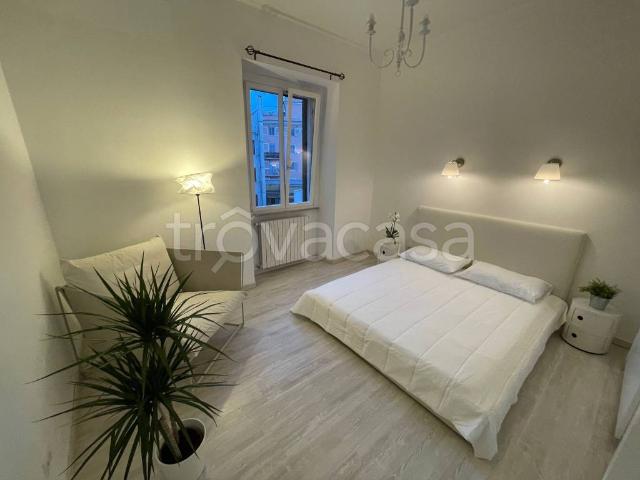 Appartamento in in affitto da privato a Roma via Taranto, 34, da privato, caminetto, ascensore TrovaCasa