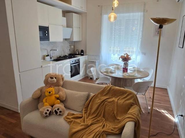 Appartamento in in affitto da privato a Roma via Teodolfo Mertel, 19, da privato, luminoso, angolo cottura TrovaCasa