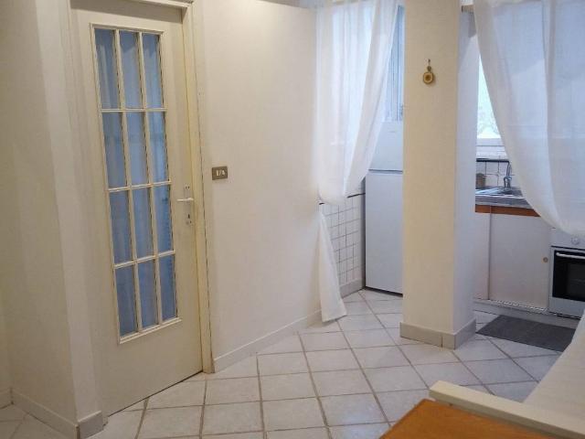 Appartamento in in affitto da privato a Roma via Ugo De Carolis, 124, da privato, ascensore, ristrutturato TrovaCasa