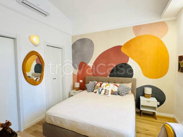 Appartamento in in affitto da privato a Roma via Vicenza, 17, da privato, ascensore, ristrutturato TrovaCasa