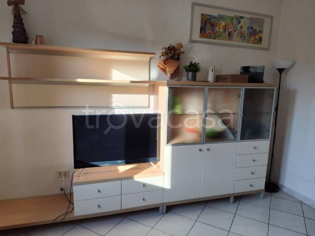 Appartamento in in affitto da privato a Roma via Vinovo, 56, arredato, terrazzo, da privato TrovaCasa