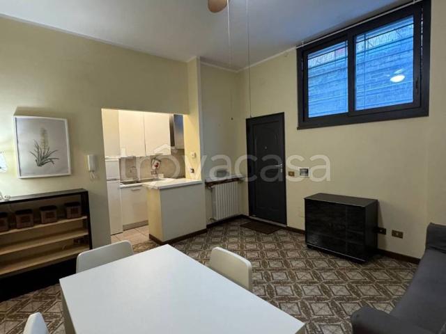 Appartamento in in affitto da privato a Roma, da privato, parzialmente arredato, luminoso TrovaCasa
