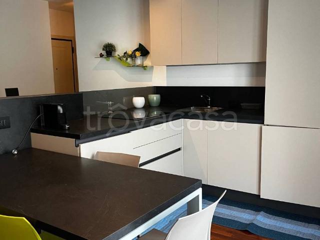 Appartamento in in affitto da privato a Ravenna via Marco Biagi, 109, arredato, box, terrazzo TrovaCasa