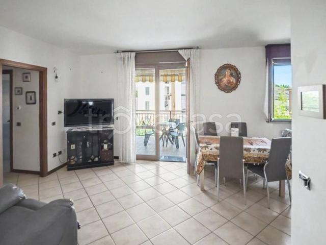 Appartamento in in affitto da privato a Reggio nell'Emilia piazza Tricolore, 4, box, terrazzo, da privato TrovaCasa