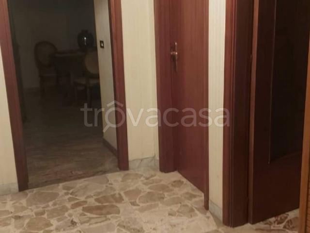 Appartamento in in affitto da privato a Reggio di Calabria via Rausei, 1, arredato, da privato, ascensore TrovaCasa