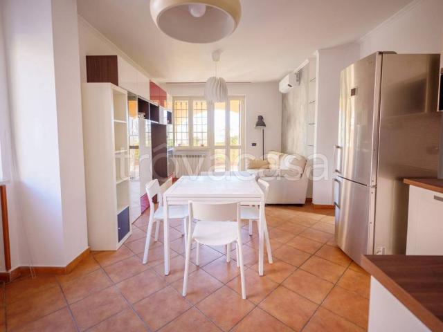 Appartamento in in affitto da privato a Riano via Giacomo Matteotti, 27, arredato, giardino, terrazzo TrovaCasa