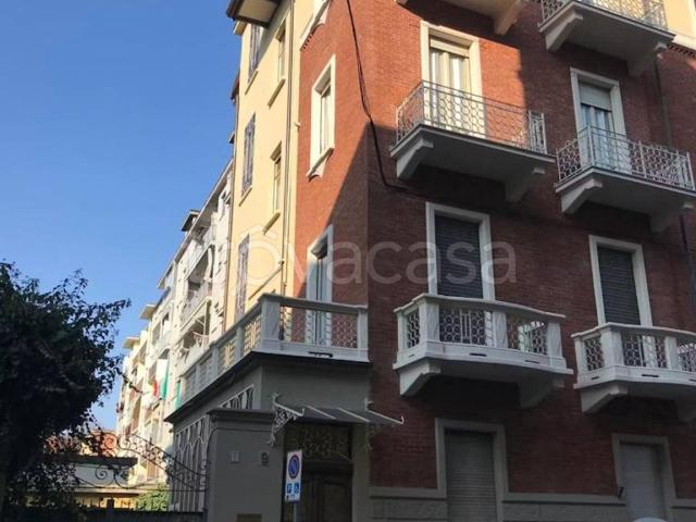 Appartamento in in affitto da privato a Torino via Carlo Bossi, 9, da privato, semicentrale, lavatrice TrovaCasa