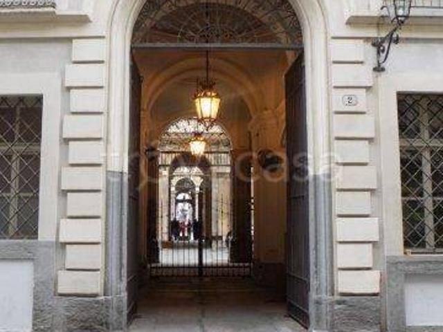 Appartamento in in affitto da privato a Torino via Giuseppe Garibaldi, 18, arredato, da privato, immobile di prestigio TrovaCasa