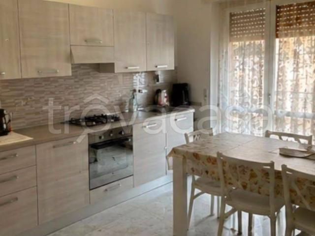 Appartamento in in affitto da privato a Torino via Issiglio, 44, arredato, da privato, doppia esposizione TrovaCasa