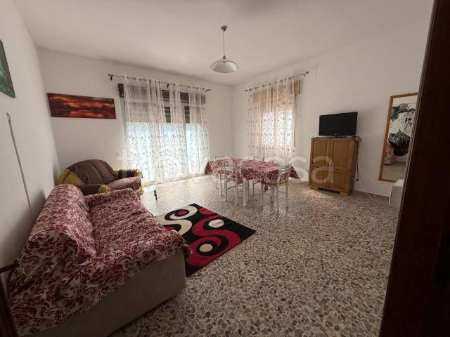 Appartamento in in affitto da privato a Tortoreto via Archimede, 63, da privato, centrale TrovaCasa