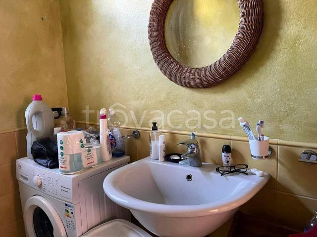 Appartamento in in affitto da privato a Toscolano Maderno via Vigole, 101A, arredato, giardino privato, posto auto TrovaCasa