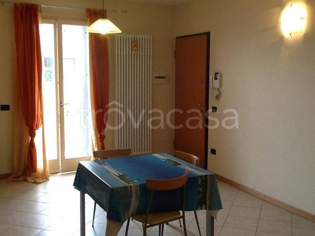 Appartamento in in affitto da privato a Tezze sul Brenta via Paolo Borsellino, 12, box, da privato, cantina TrovaCasa