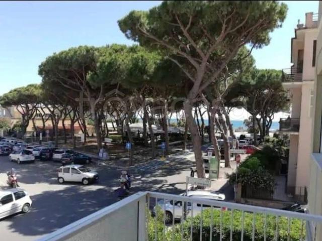 Appartamento in in affitto da privato a Terracina via Cristoforo Colombo, 44, da privato, centrale TrovaCasa