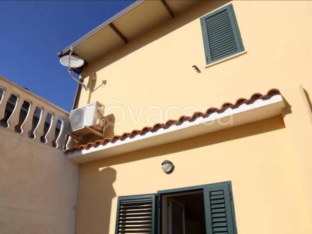 Appartamento in in affitto da privato a Trebisacce via Francesco Guicciardini, 1, giardino privato, da privato TrovaCasa
