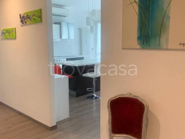 Appartamento in in affitto da privato a Trento via Antonio Stoppani, 14, arredato, da privato, ristrutturato TrovaCasa