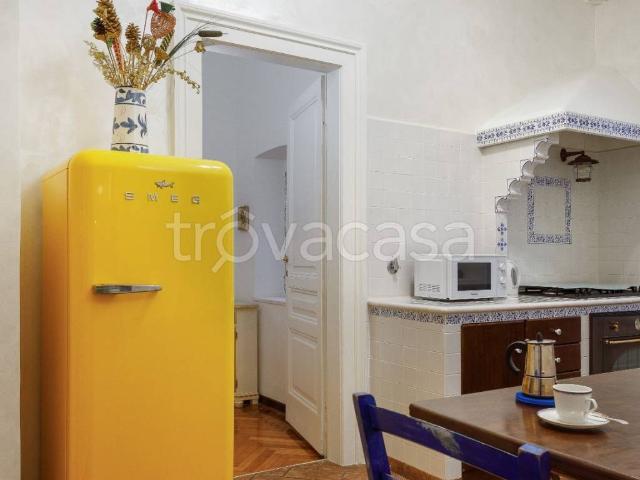 Appartamento in in affitto da privato a Trieste via San Giorgio, 5, arredato, da privato, vasca idromassaggio TrovaCasa
