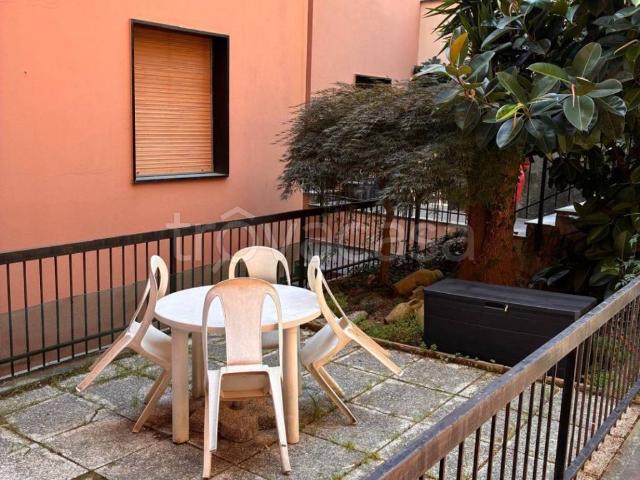 Appartamento in in affitto da privato a Varazze via dei Gerani, 11, arredato, giardino, posto auto TrovaCasa