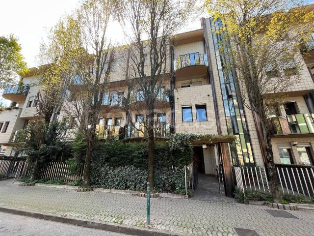Appartamento in in affitto da privato a Venezia via Gaspare Gozzi, 2A, da privato, ascensore, contesto signorile TrovaCasa