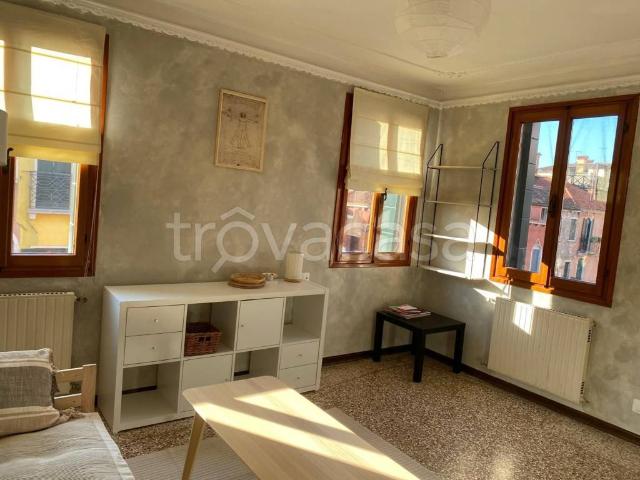 Appartamento in in affitto da privato a Venezia castello, 458, da privato, riscaldamento autonomo, centrale TrovaCasa