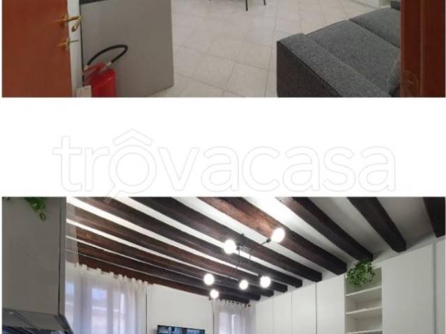 Appartamento in in affitto da privato a Venezia castello, 922, arredato, da privato, lavatrice TrovaCasa