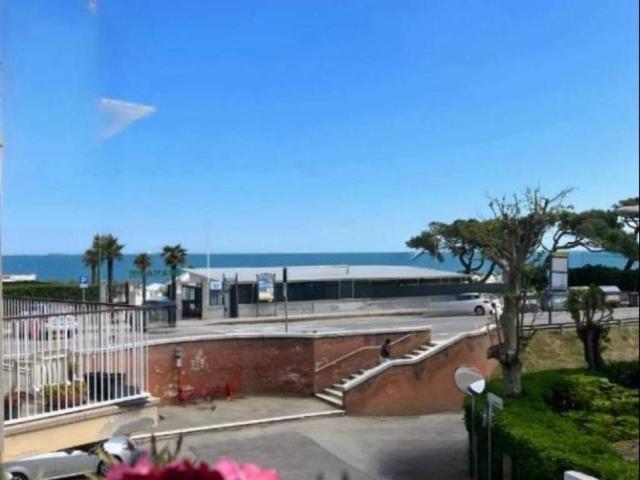Appartamento in in affitto da privato a Venezia lungomare Marconi, da privato, fronte mare, cucina abitabile TrovaCasa