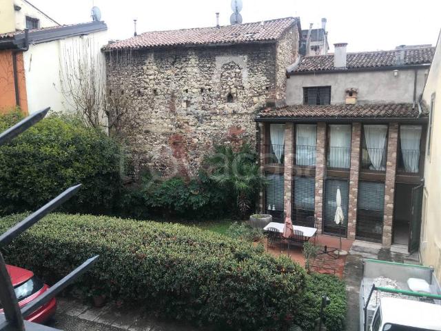 Appartamento in in affitto da privato a Verona via 20 Settembre, 54, da privato, riscaldamento autonomo, ascensore TrovaCasa