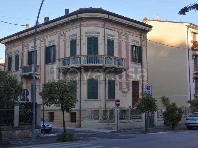 Appartamento in in affitto da privato a Viareggio via Antonio Fratti, 734, terrazzo, da privato, riscaldamento autonomo TrovaCasa