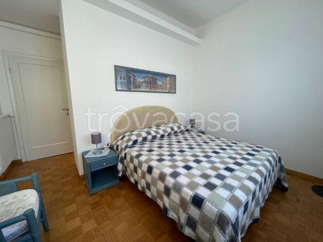 Appartamento in in affitto da privato a Viareggio via Flavio Gioia, 33, box, terrazzo, da privato TrovaCasa
