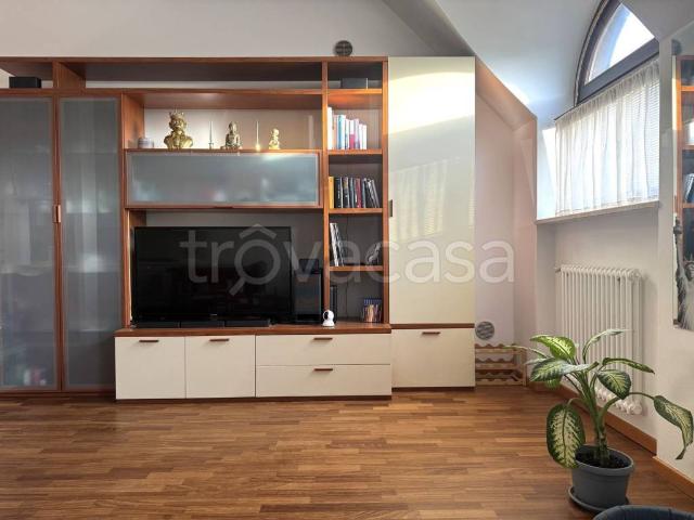 Appartamento in in affitto da privato a Vicenza via Urbano Rattazzi, 20, box, terrazzo, da privato TrovaCasa