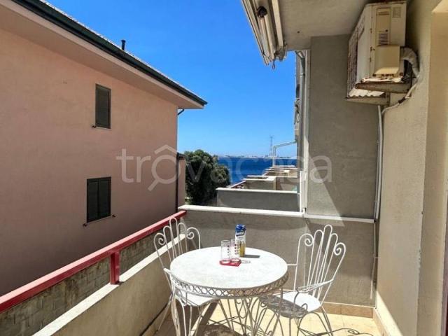 Appartamento in in affitto da privato a Villa San Giovanni via Italia Cannitello, posto auto, da privato, vista mare TrovaCasa