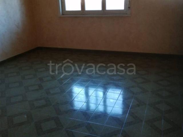 Appartamento in in affitto da privato ad Augusta via Federico De Roberto, 39, da privato, ascensore TrovaCasa