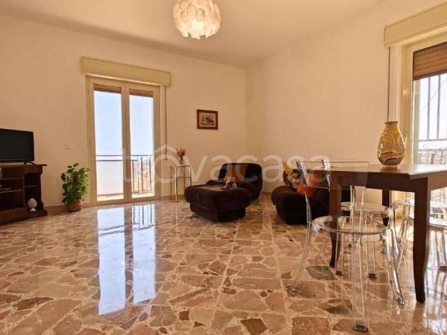 Appartamento in in affitto da privato ad Avola piazza Trieste, 9, arredato, da privato, ristrutturato TrovaCasa
