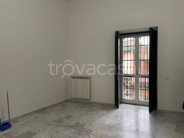 Appartamento in in affitto da privato ad Afragola via Santa Maria, 3, da privato, ristrutturato, senza ascensore TrovaCasa