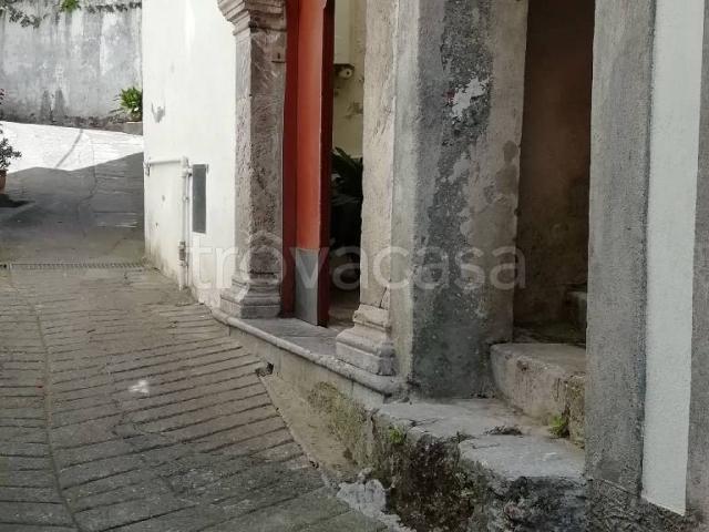 Appartamento in in affitto da privato ad Aieta via Notar Giovanni Lomonaco, 32, giardino, terrazzo, da privato TrovaCasa