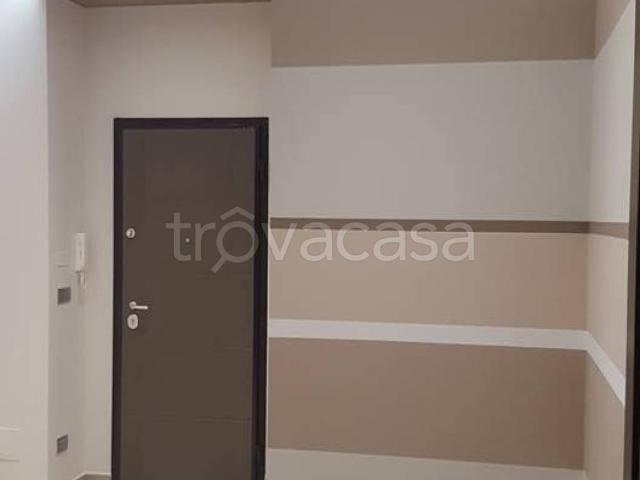 Appartamento in in affitto da privato ad Alba via Luigi Cadorna, 4, arredato, box, terrazzo TrovaCasa