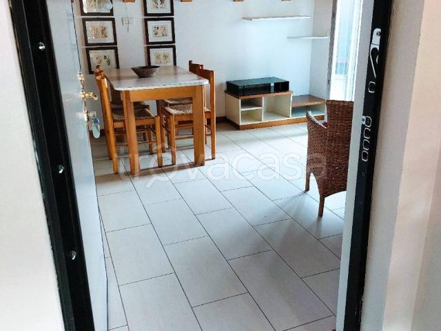 Appartamento in in affitto da privato ad Alzano Lombardo via Giuseppe Mazzini, arredato, box, terrazzo TrovaCasa