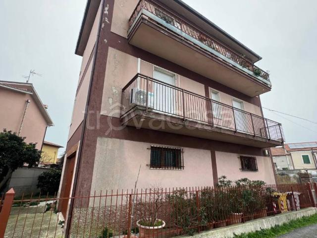 Appartamento in in affitto da privato ad Ancona via Offagna, 2, box, da privato, contesto signorile TrovaCasa